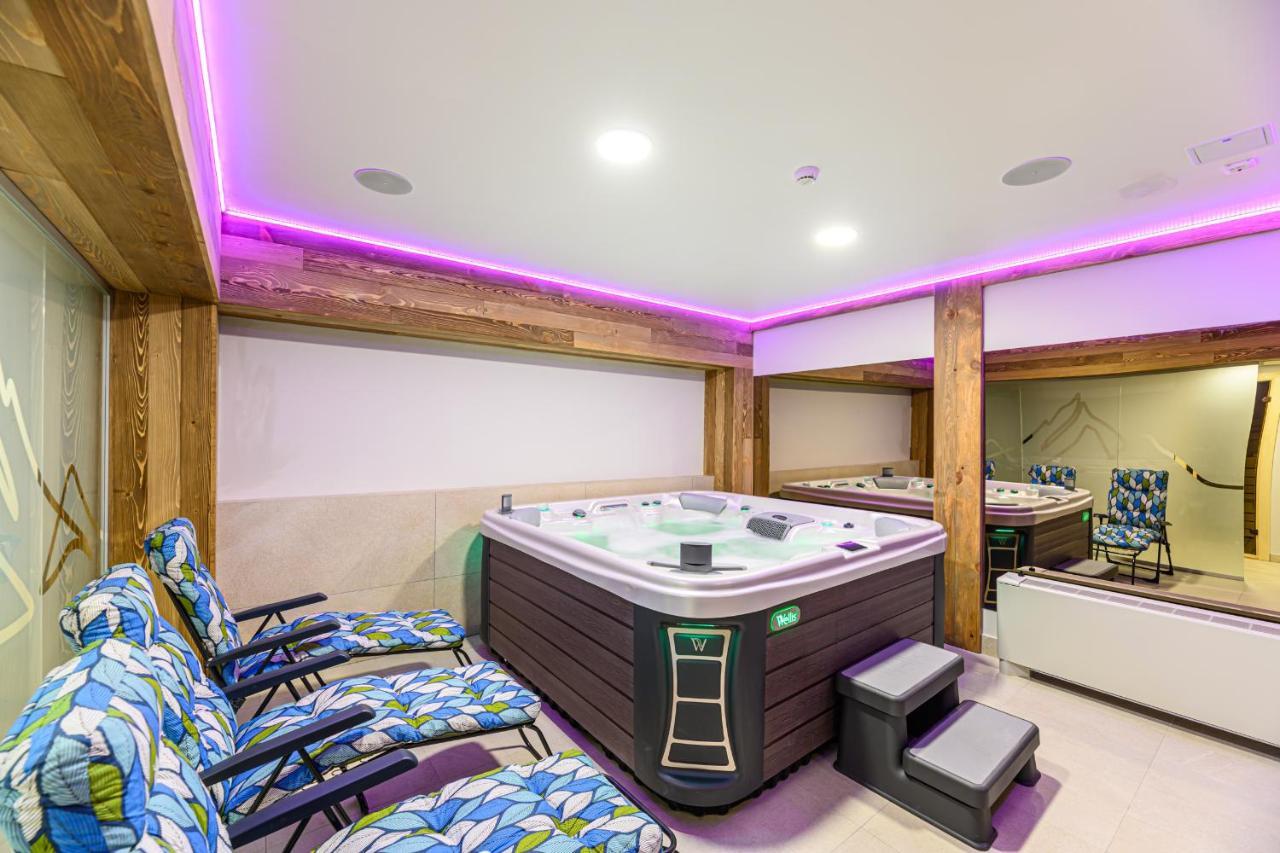 Hotel Dukat Gura Humorului Extérieur photo